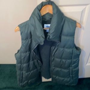 OLD NAVY Puffer Vest